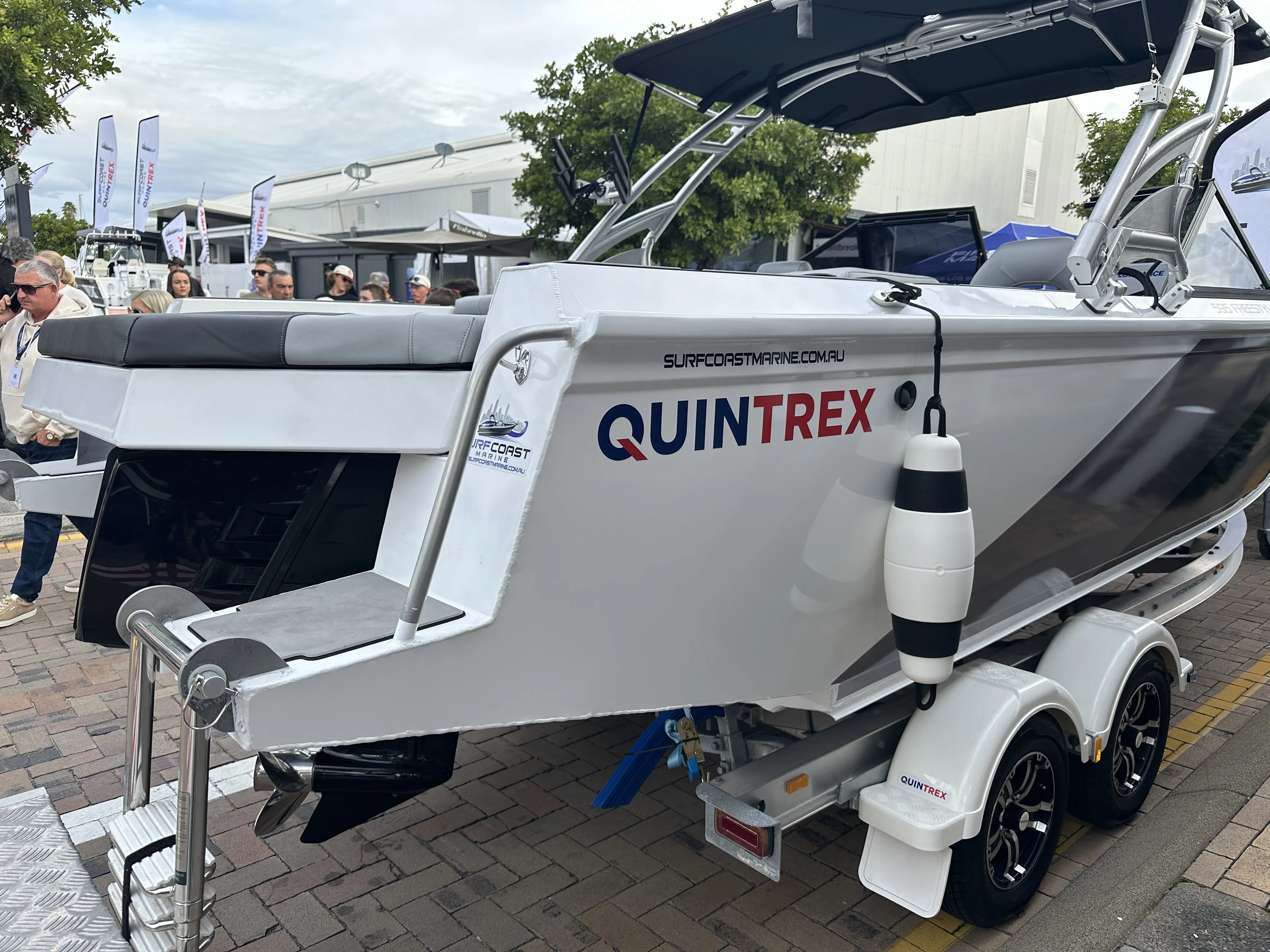 POP Fender installed on sailboat