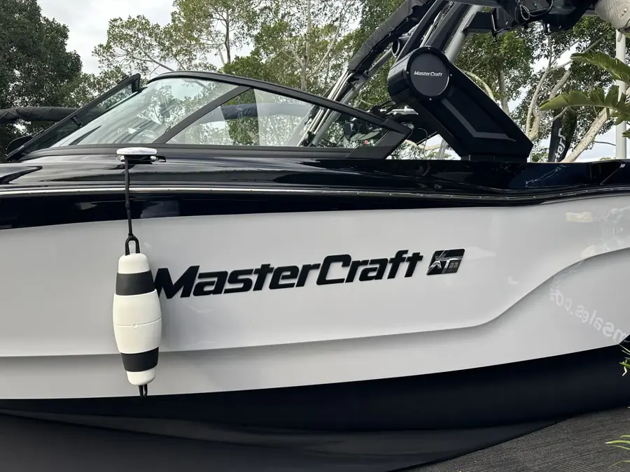 Telescopic POP Fender on a MasterCraft wakeboat